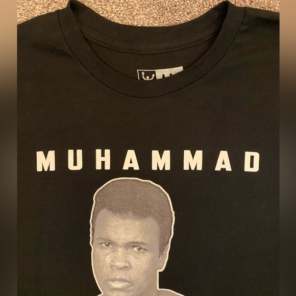Muhammad Ali Men's Black T-Shirt The Greatest of All Time Graphic Size XL - NWOT - Picture 3 of 8